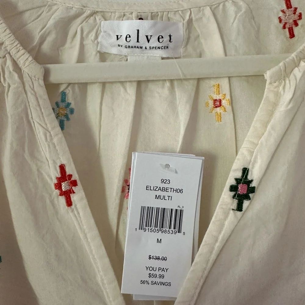 NWTVelvet Women's Cream Embroidered Top - Picture 3 of 4
